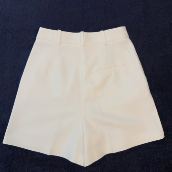 NWOT Zara Cream High-Waisted Shorts with Button Detail - Picture 5 of 14